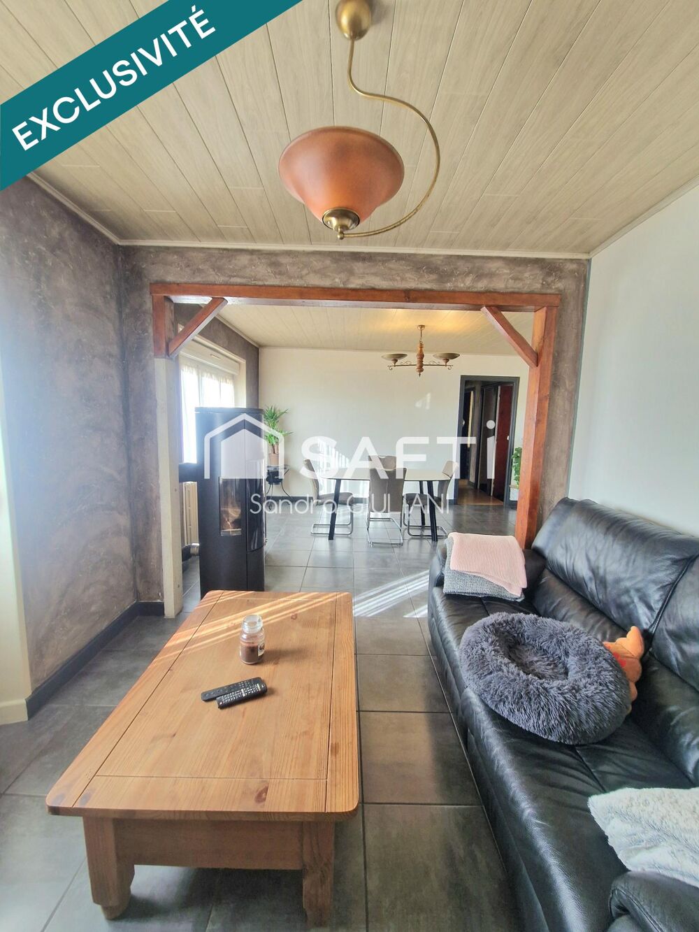 Maison individuelle avec 3 chambres et potentiel d'agrandissement, grand sous-sol, garage jardin et terrasse !