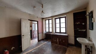  Immeuble � vendre 83 m�