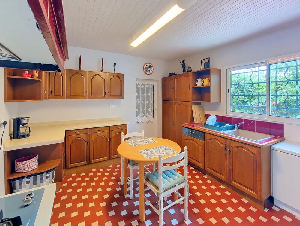 Appartement avec jardin et parkings