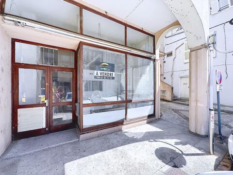   A l'entrée de Voiron, murs à vendre de 192 m² : local Bureaux/commerce 88 m² + entrepôt garage 104 m² 