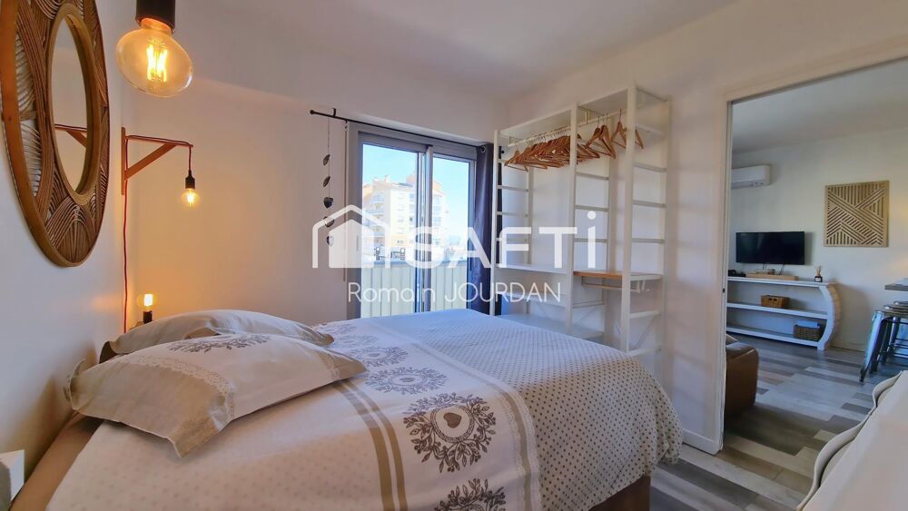 Vente Appartement Port d'Hyères, appartement 2 Pièces, avec balcon vue mer Hyeres