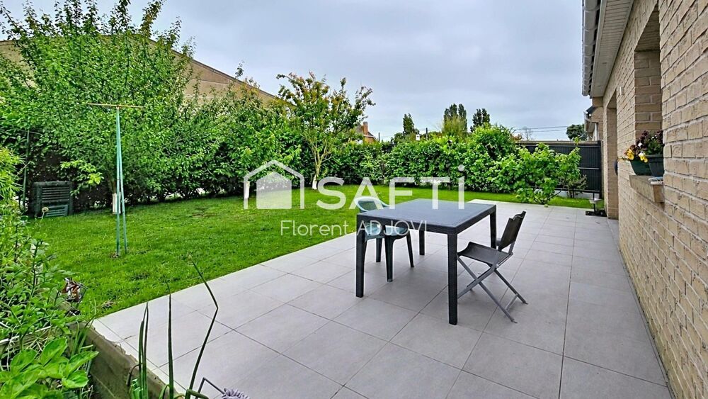 Vente Maison Posez vos meubles et profitez: cette maison n'attend plus que vous! Arneke