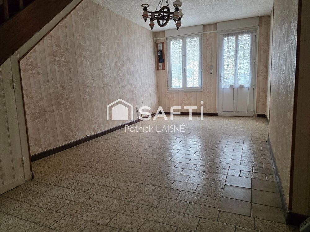 petite maison de ville avec cour intérieure a rénover