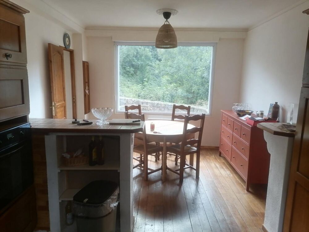 Vente Maison Maison atypique 130 m² – Terrain avec rivière – Mortain (50) Mortain-bocage