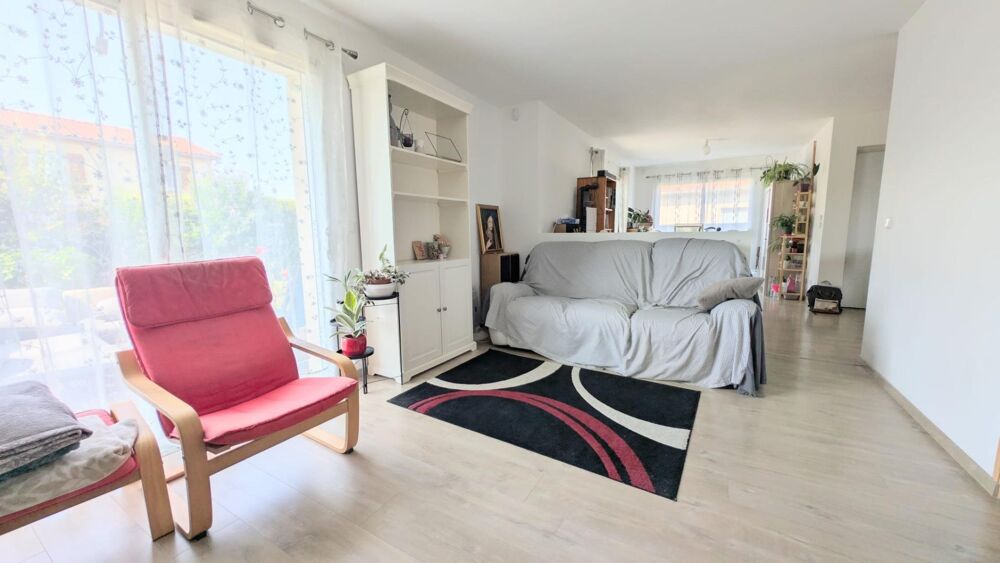 Maison familiale récente à deux pas de la gare