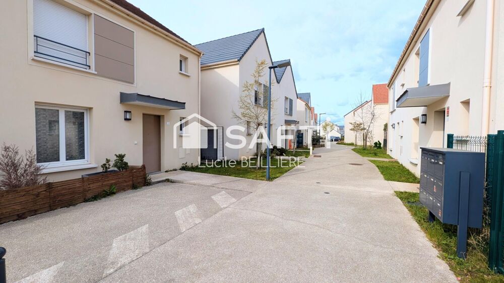 À Ballainvilliers, maison de 87 m² (T4) sur une parcelle de 101 m² avec box.