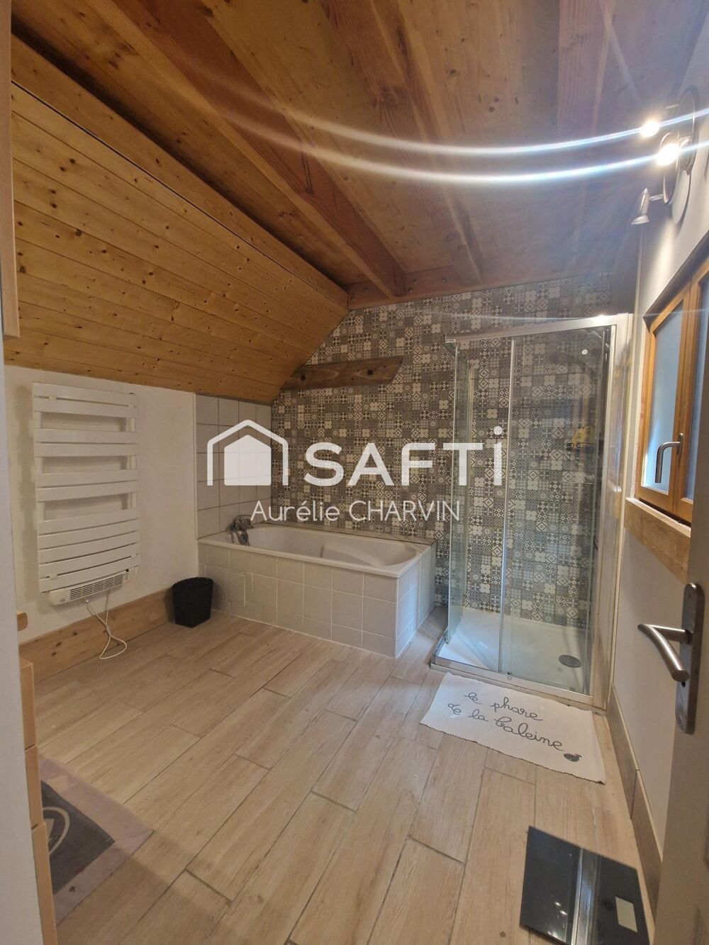 MAISON BRESSANE 260 M2