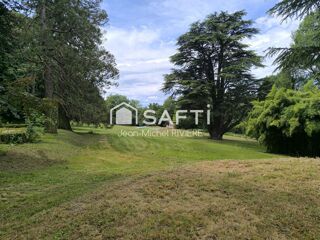  Maison à vendre 15 + pièces 900 m²