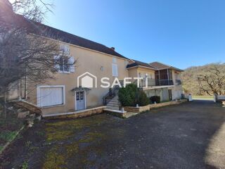  Maison à vendre 11 pièces 239 m²