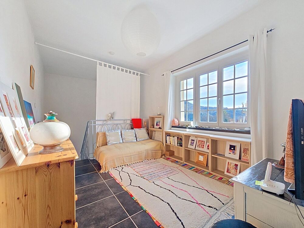 Vente Maison Lamalou-les-Bains – Maison d'artiste au charme unique, dans un quartier prisé avec vue montagnes Lamalou-les-bains