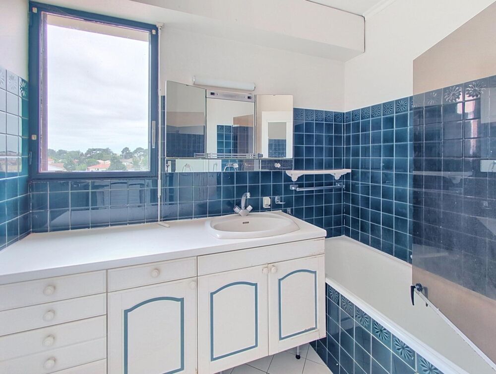 Vente Appartement TALENCE – Grand T3 de 85 m² au dernier étage avec garage, parking et cellier Talence