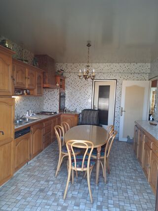  Maison � vendre 8 pi�ces 242 m�