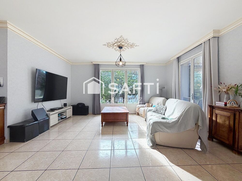 Vente Maison Maison proche golf 235m2 sur 2300m2 de parcelle Montauban