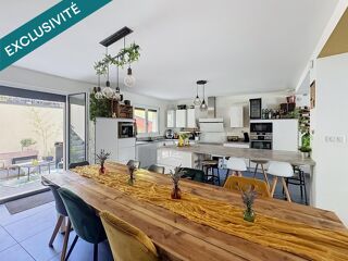  Maison à vendre 7 pièces 208 m²