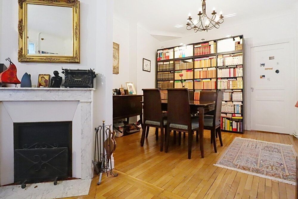 Nogent-sur-Marne hypercentre  84 m² traversant, charme de lancien, 2 chambres + bureau