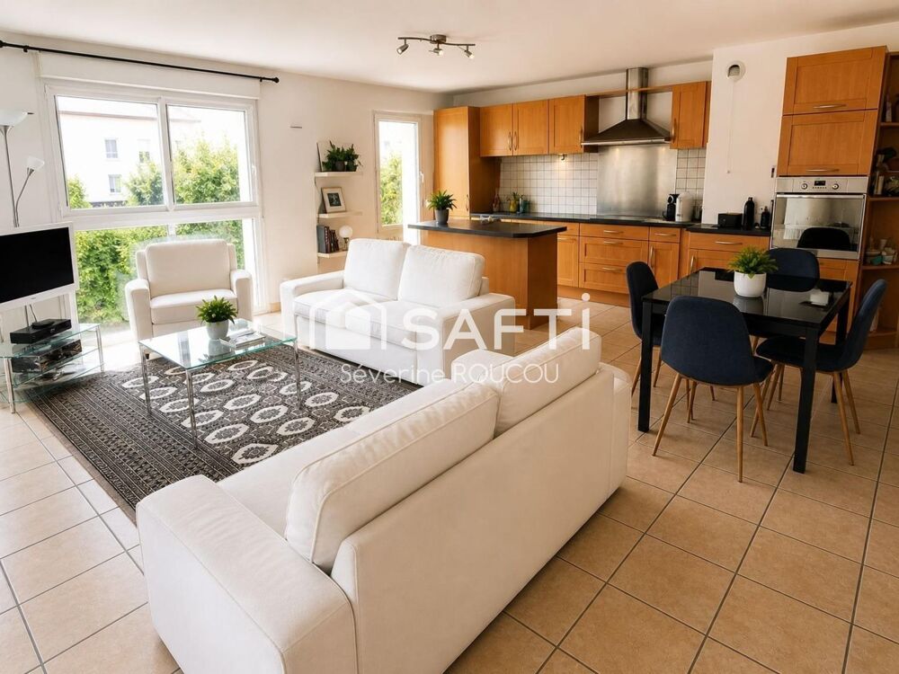 Coup de coeur à Cessy  Grand T3 de 87 m² avec balcon et cave
