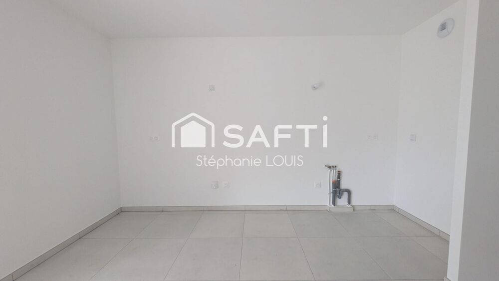 Vente Appartement APPARTEMENT T3 - PARKING COUVERT - JARDIN - CAVE Saint-raphael