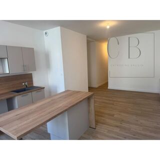  Appartement à louer 3 pièces 61 m²