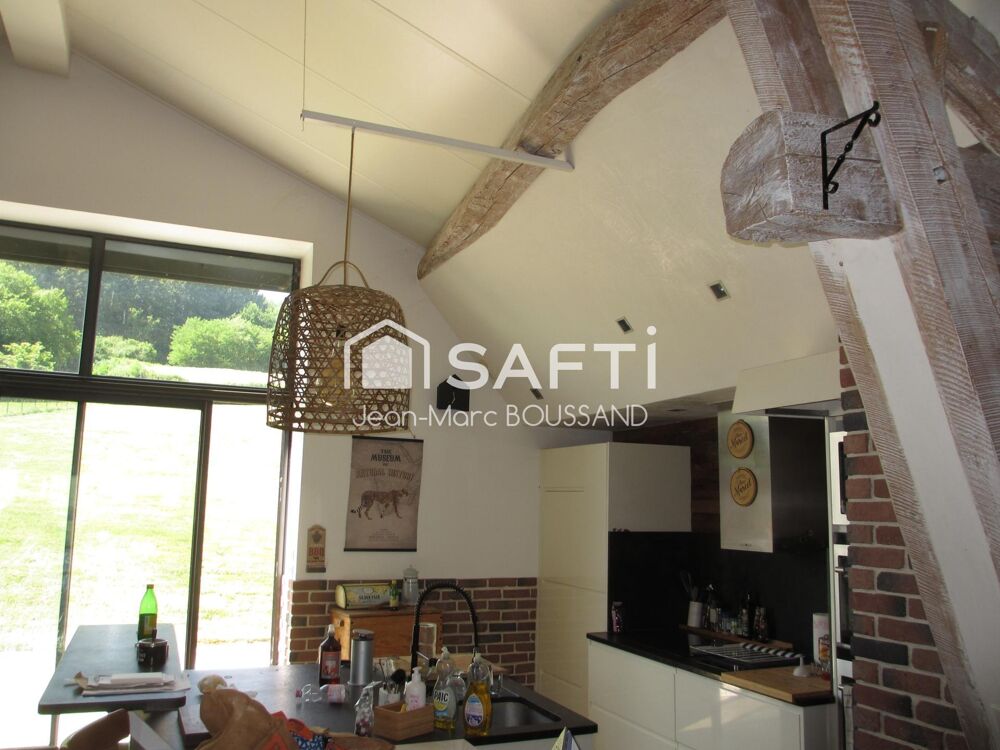� vendre  Maison Saint-Pierre-le-Vieux (71520)
