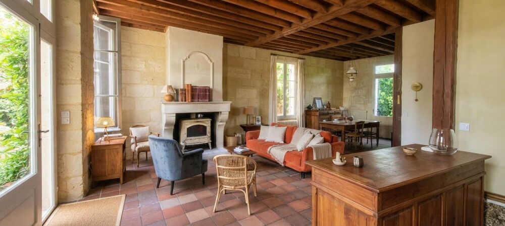 Vente Maison Élégante maison bourgeoise en pierre avec jardin intime au cœur de Saint-Augustin Merignac