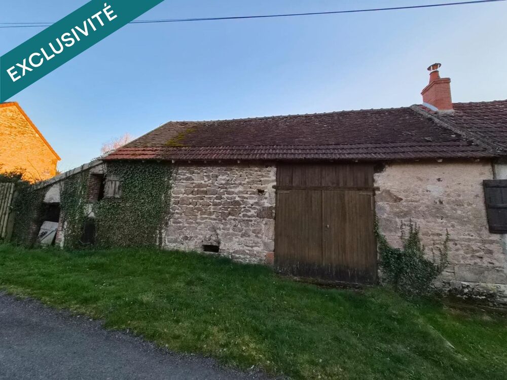 Vente Parking/Garage Grange sur deux niveaux transformable en maison Echassieres