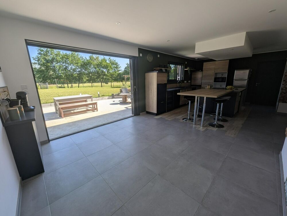 Vente Maison Trés grande maison avec énormes dépendances. Bellevigne-en-layon