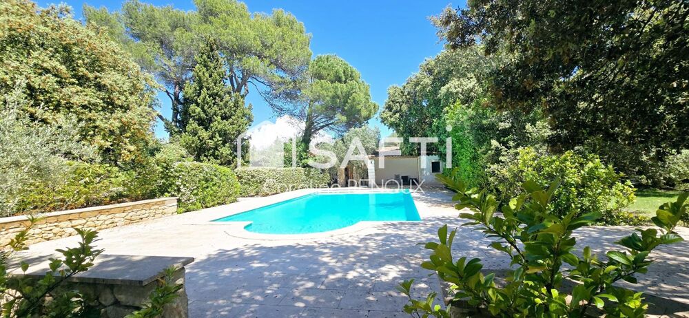 Vente Maison Bergerie du XVII -ème avec grand terrain- piscine- terrain de tennis- abris voitures Lauris