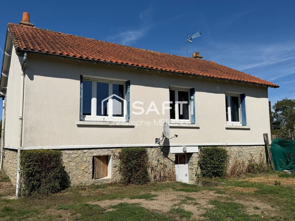 Deux maison dans le Centre de Dange Saint Romain
