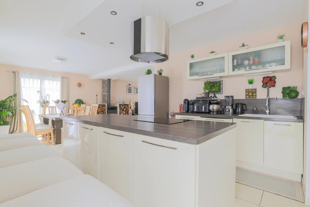 Vente Maison PAVILLON FAMILIAL DE 2013 AVEC VIE DE PLAIN-PIED Breteuil