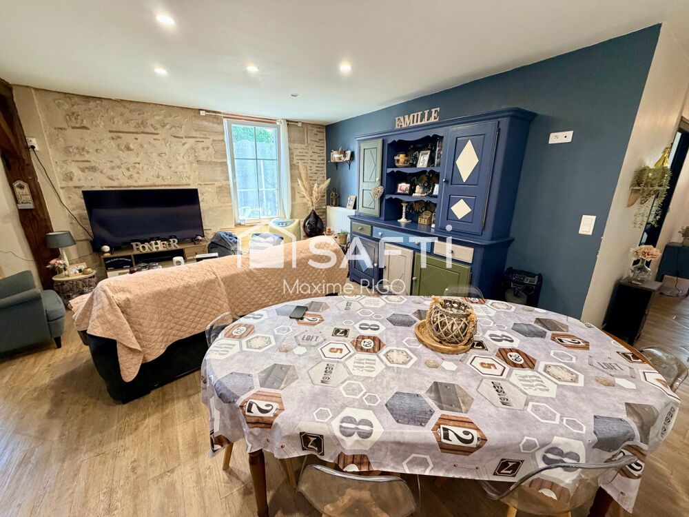 Vente Maison Ferme en pierre 4 pièces 118m² avec dépendances Castelnau-sur-gupie