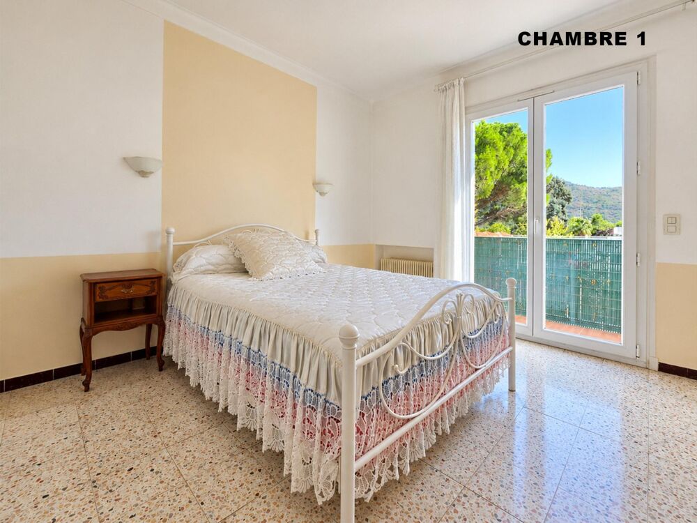 Vente Maison Villa 4 faces de 174m2 - 4 chambres avec garage et jardin Le boulou