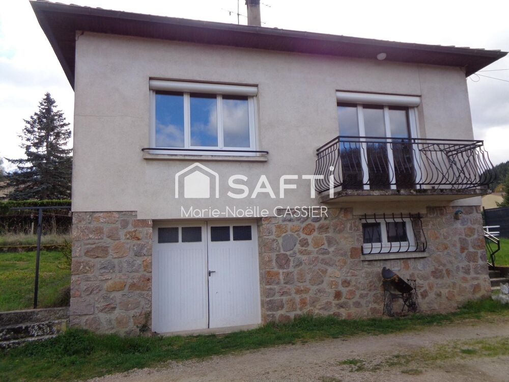 Maison avec sous-sol complet  Environnement calme  Fort potentiel