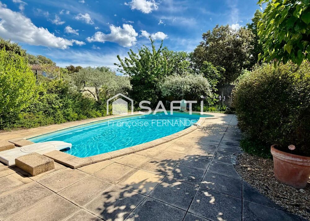 Villa 143 m² avec 5 chambres et piscine