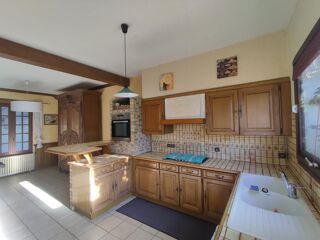  Maison � vendre 8 pi�ces 215 m�