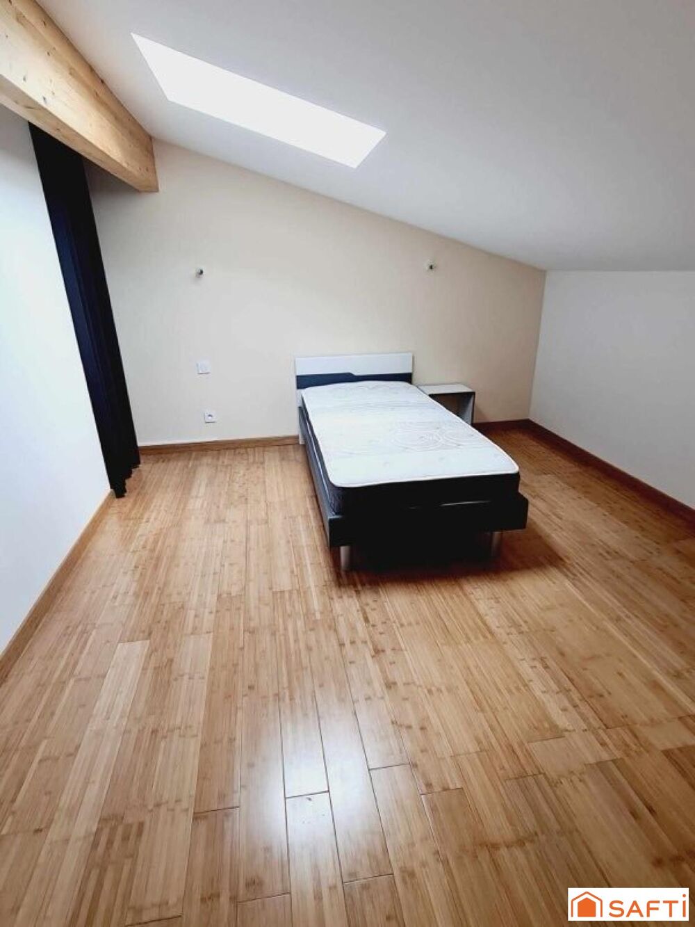 Location Appartement Appartement T3 BIS MEUBLEE ET RENOVE + CLIMATISATION Montlaur