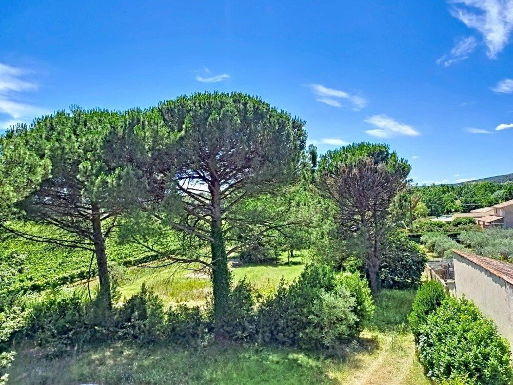 Propriété de caractère 366 m²  8 chambres  Vue sur les vignes  Fort potentiel touristique