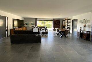  Maison � vendre 9 pi�ces 223 m�