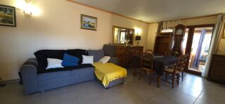 Vente Maison Une maison plein de potentiel, au calme et au coeur de la ville! La garde
