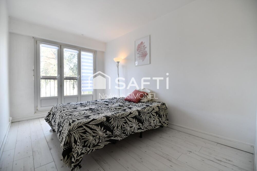 Bel et grand appartement de 6 pièces ! Ravalement réglé par le vendeur !