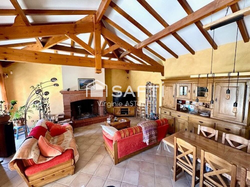 Vente Maison SAINT-LYS - Belle villa familiale de 240 m2 Saint-lys
