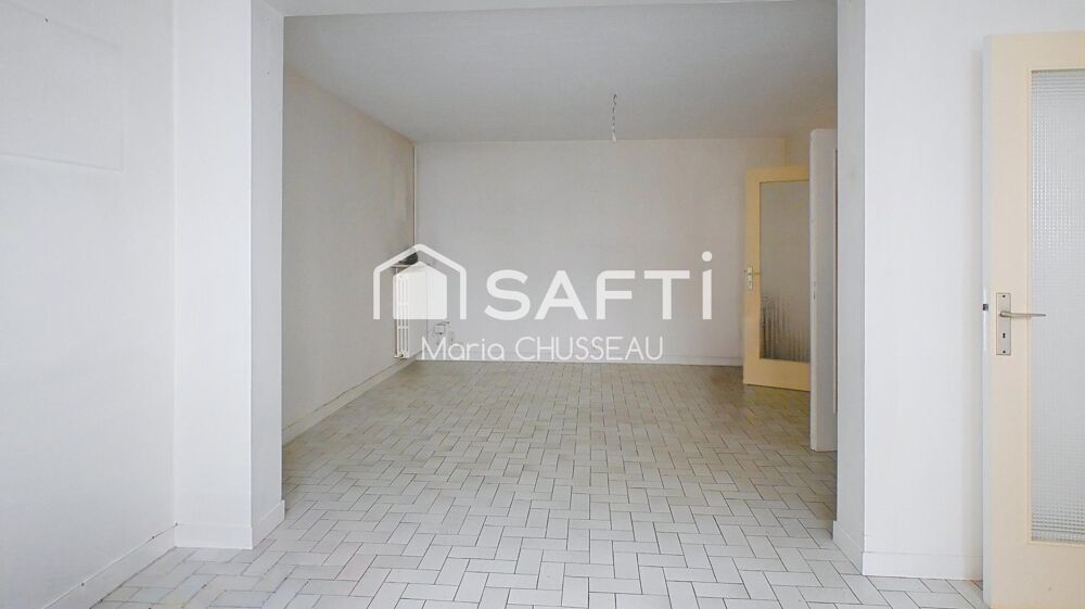 Maison familiale avec jardin et garage
