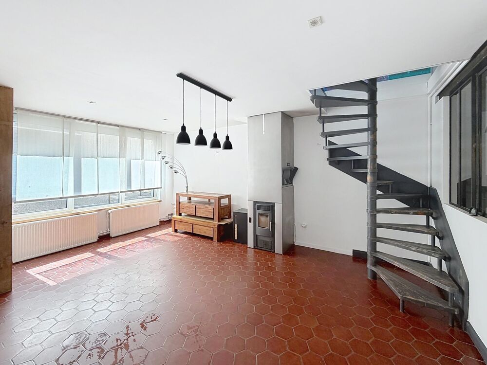 Maison de ville de caractère avec terrasse  Un esprit loft au coeur de Reims