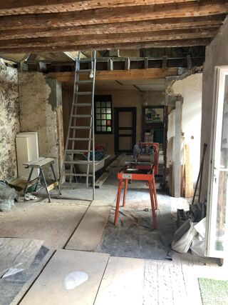  Immeuble � vendre 121 m�