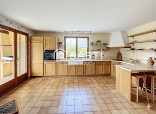  Maison � vendre 8 pi�ces 217 m�