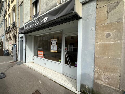 Espace commercial en plein coeur de Remiremont . 79500 88200 Remiremont