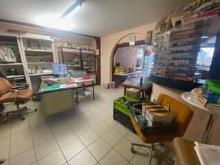  Immeuble  vendre 332 m