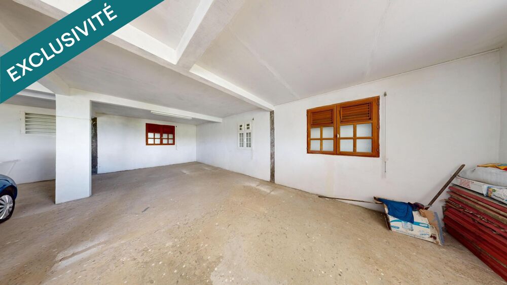 Maison au Vauclin avec vue mer, terrain et potentiel