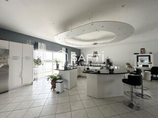  Maison � vendre 4 pi�ces 285 m�