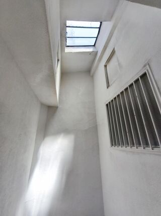  Immeuble  vendre 205 m