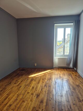  Maison � vendre 9 pi�ces 210 m�